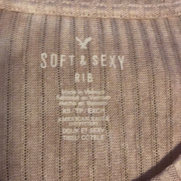 AEO soft and sexy pink long sleeve - Picture 2 of 4